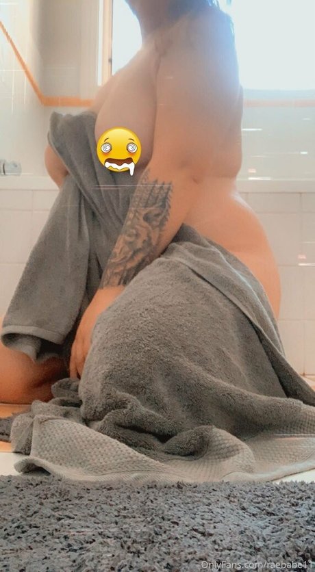 raebabe11 OnlyFans Leaks