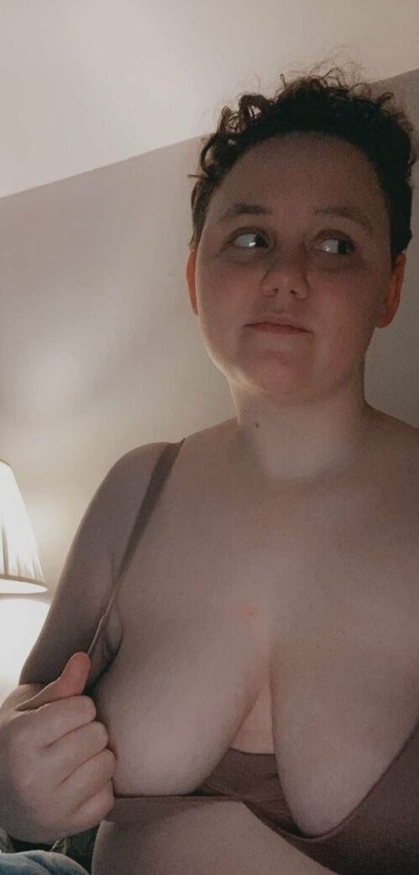 hunnybeesarecool Nacktbilder von OnlyFans