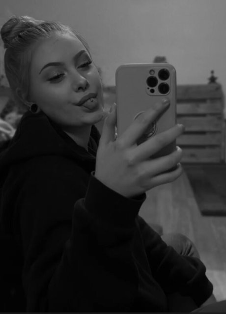 emaazing OnlyFans-Leak