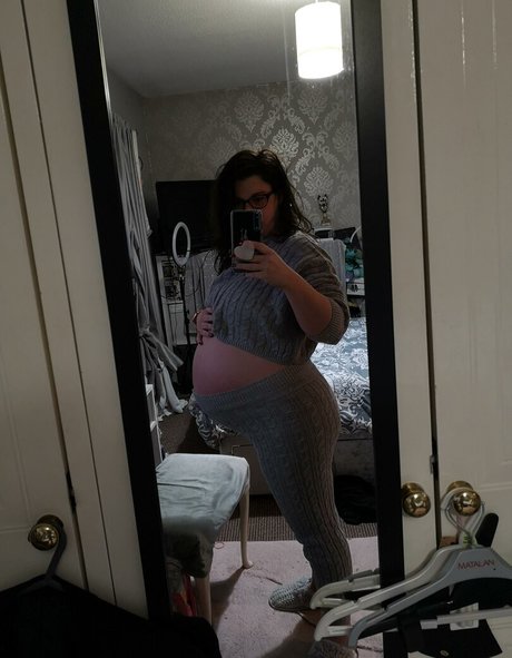 pregnantmamamsalicefury OnlyFans Nacktbilder