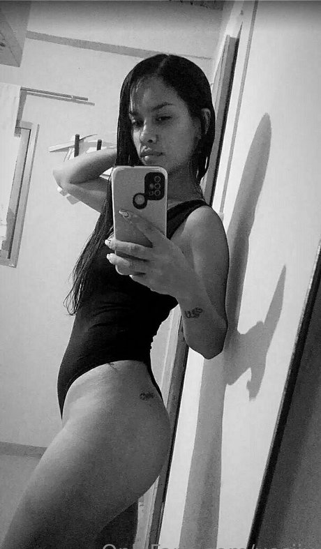 yesiiv OnlyFans Nackt Leaks