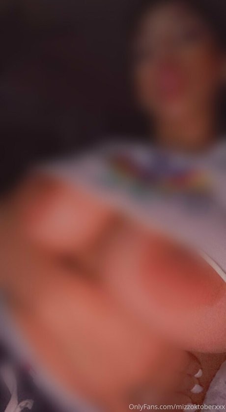 mizzoktoberxxx Porn OnlyFans Leak
