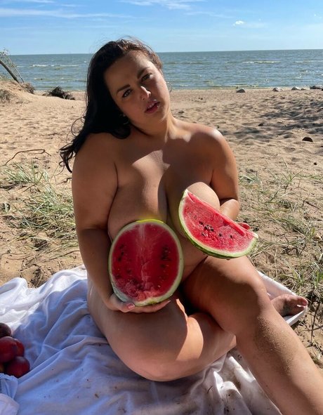 Jula Pidzhara OnlyFans Fotos