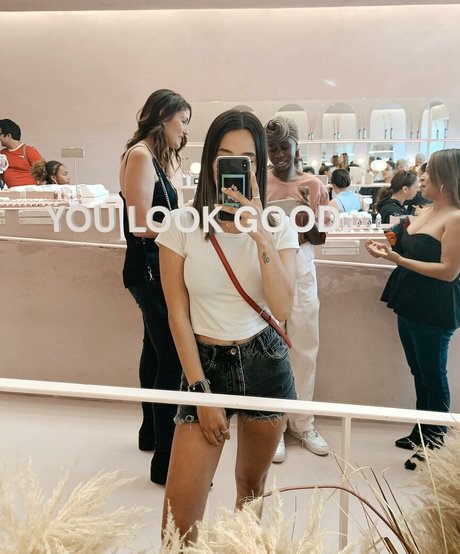 carlieauszler Leaked OnlyFans Sex