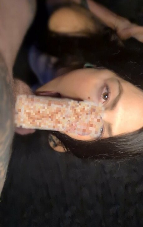 adelezora leefree XXX Leak OnlyFans Leak