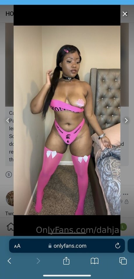 Dahja Nacktbilder von OnlyFans geleakt