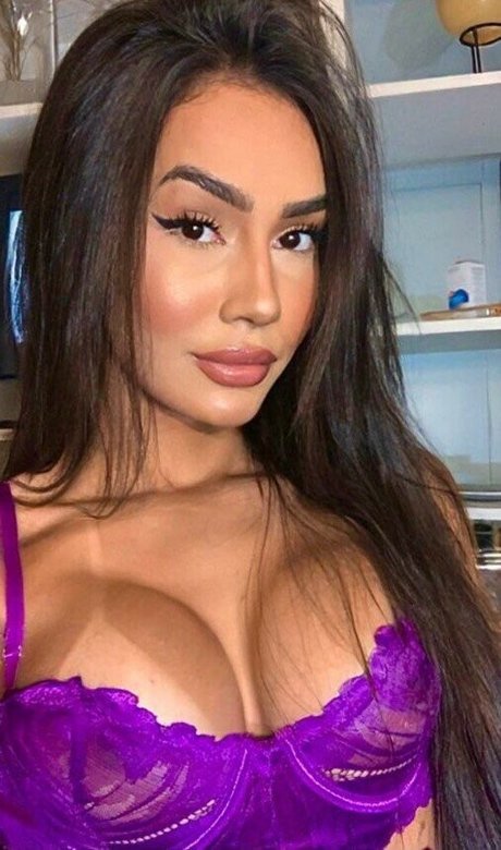 Amanda Pavanelli Nacktbilder-Leaks von OnlyFans