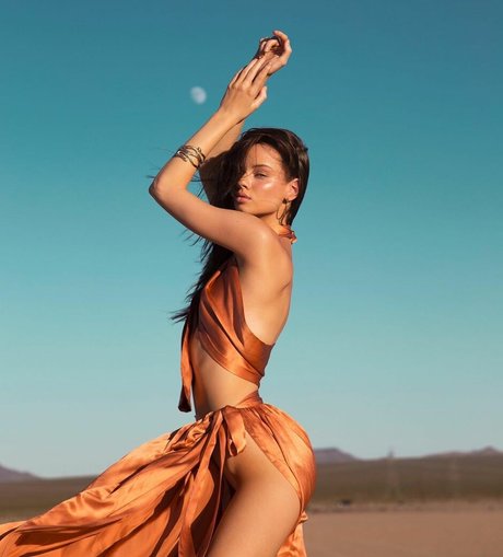 Liora Lapointe Leaked OnlyFans Bilder