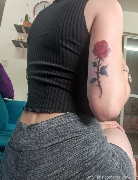 thedevilhot Oben ohne OnlyFans