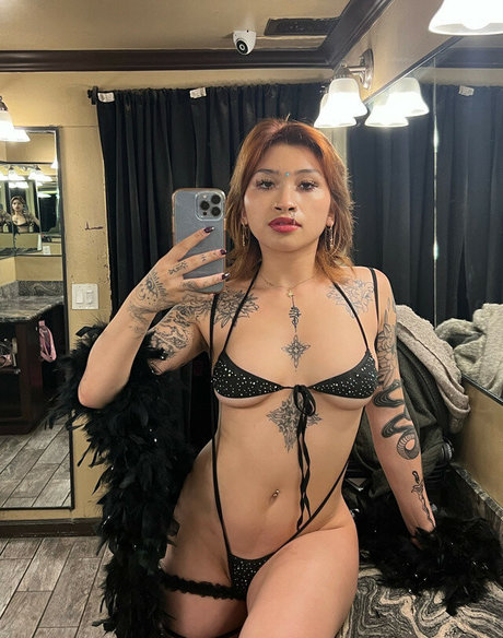 VenusMatrix Sextape OnlyFans Nacktbilder