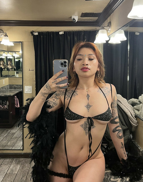 VenusMatrix OnlyFans Nacktfotos