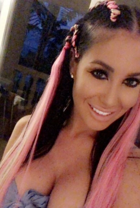 Courtney O Connell OnlyFans geleakt