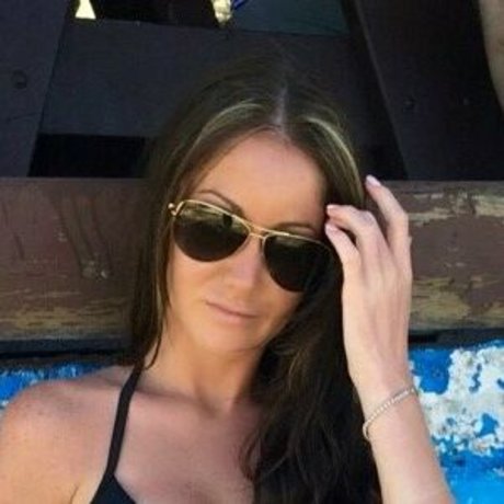 Courtney O Connell OnlyFans Nacktbilder