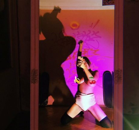 Linais Berlina OnlyFans Brüste Bild