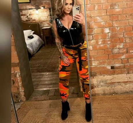 Victoria Love OnlyFans Striptease