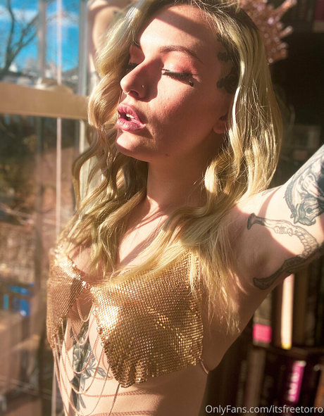 itsfreetorro Leaked OnlyFans Bilder