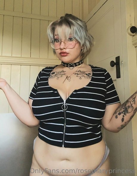 rosemaryprincess OnlyFans-Leak