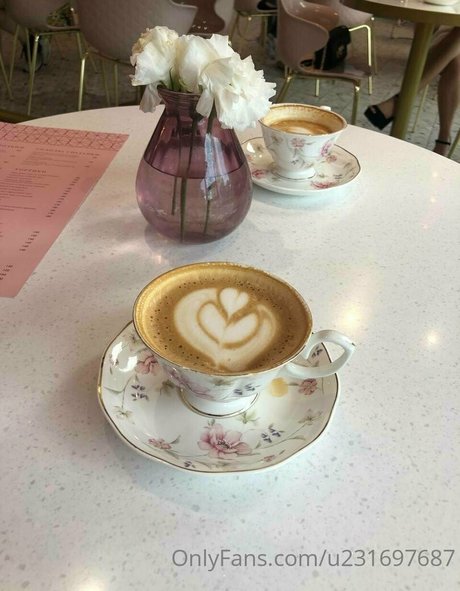 michel mii OnlyFans schlank