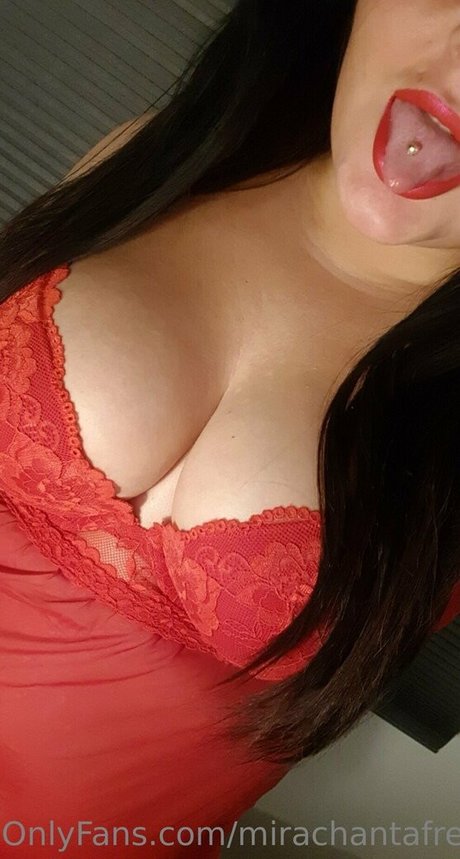 mirachantafree OnlyFans Bilder