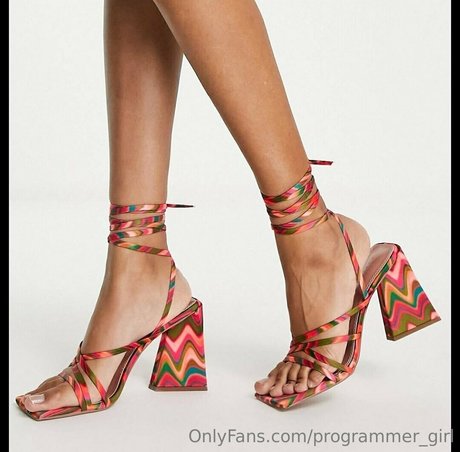 programmer girl Nacktbilder OnlyFans geleakt