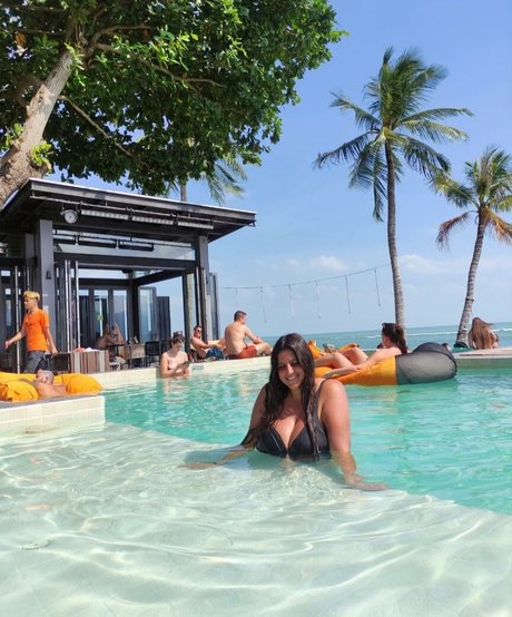 Coral Hagag OnlyFans Sex