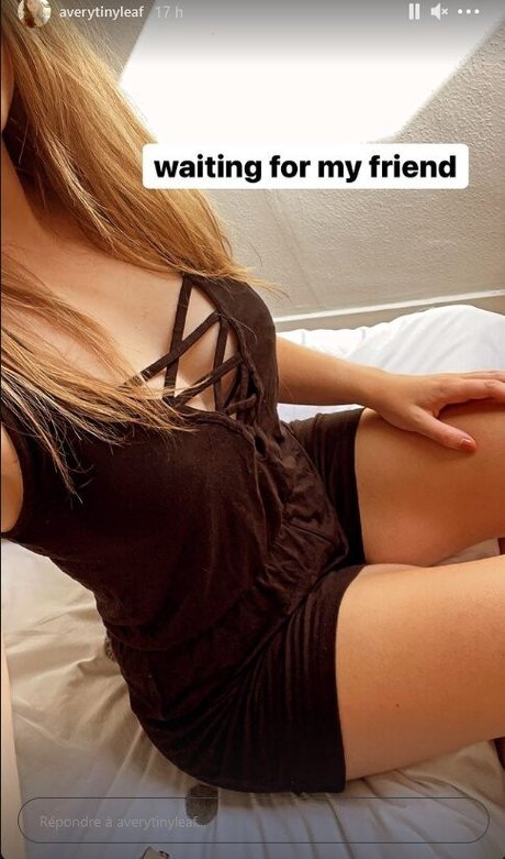 Averytinyleaf OnlyFans geleakte Brüste