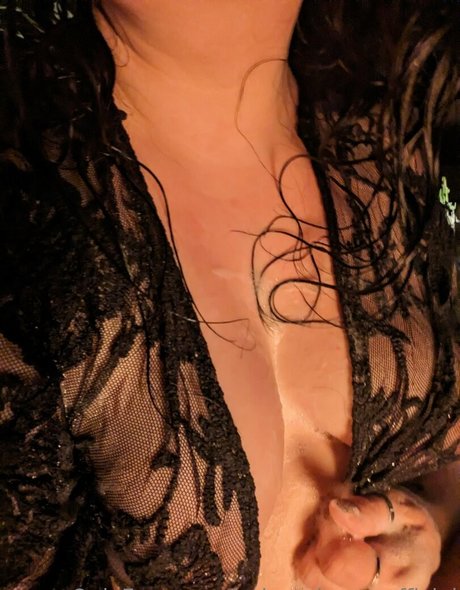 jadeandersonofficial OnlyFans nackte Brüste