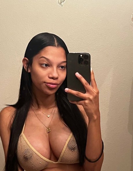 Eden Jabari Nackt auf OnlyFans