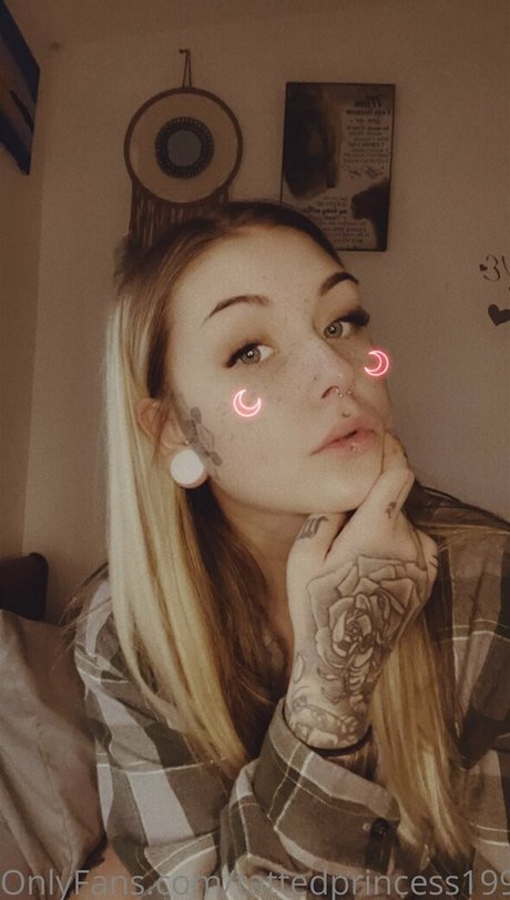 tattedprincess1998 OnlyFans Leak