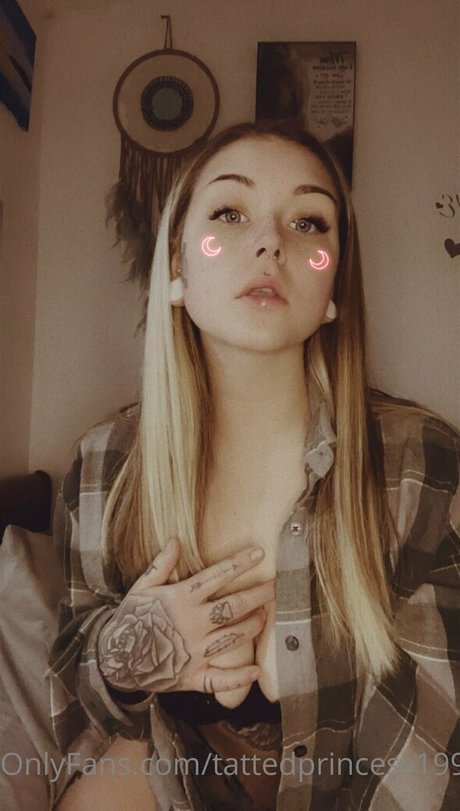 tattedprincess1998 Sex auf OnlyFans