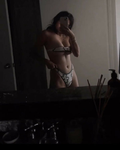 Emilia Torres NurlyFans-Brüste