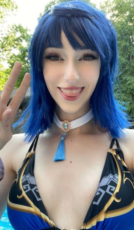 Annas cosplay OnlyFans Star