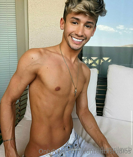 schöne japanische onlyfans Aktbilder Ungesehen