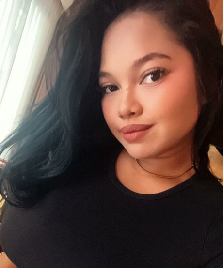 curvymoanaaa OnlyFans Nacktfotos