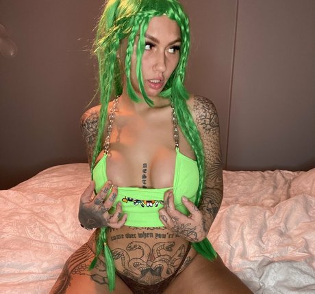 adultekra OnlyFans Pornografie