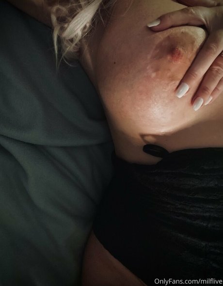 housewifeofnorway OnlyFans OnlyFans