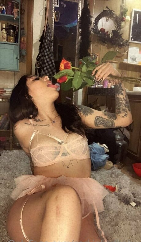 sad inkedbaby OnlyFans-Leak