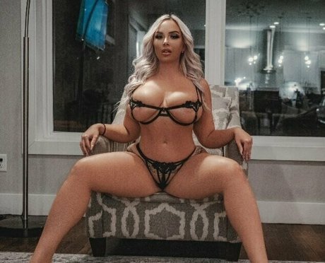 calliebrooks OnlyFans geleakte Brüste