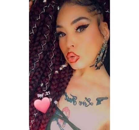 sexistrawberry5611 OnlyFans-Seite