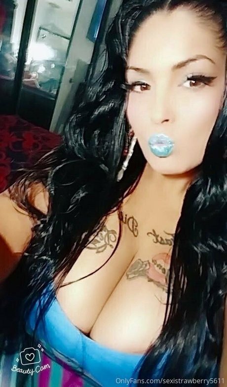 sexistrawberry5611 Nacktbilder von OnlyFans geleakt