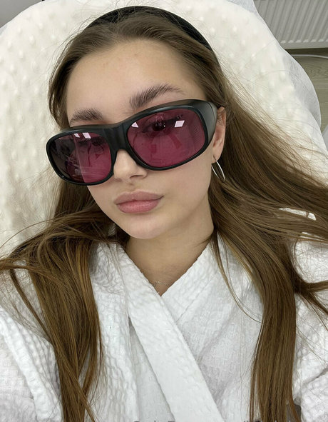 lolalolasss OnlyFans Bilder