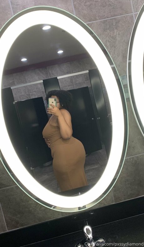 pxssydiamond OnlyFans Bilder