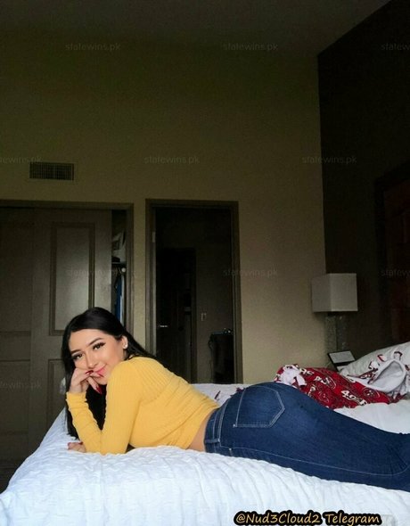 Mariah Castellanos Nur für Fans