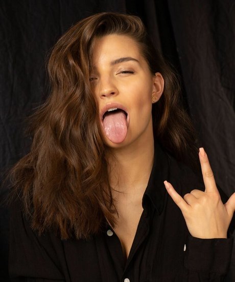 Julia Wieniawa Nacktbilder geleakt OnlyFans