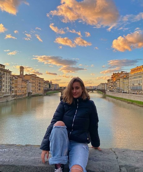 Julia Gomez Nacktbilder geleakt OnlyFans Nacktporno