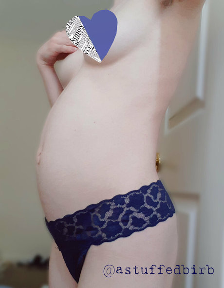 rothaarige trans-onlyfans schön XXX Bilder