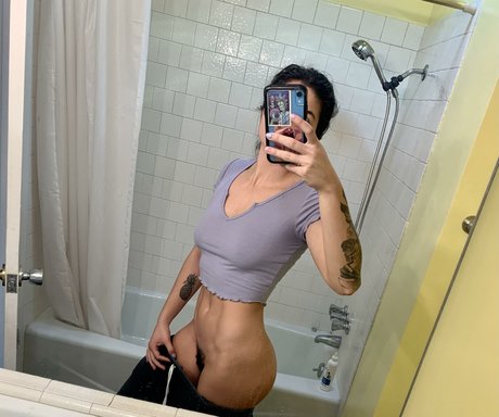 Mia Mae OnlyFans Pornografie