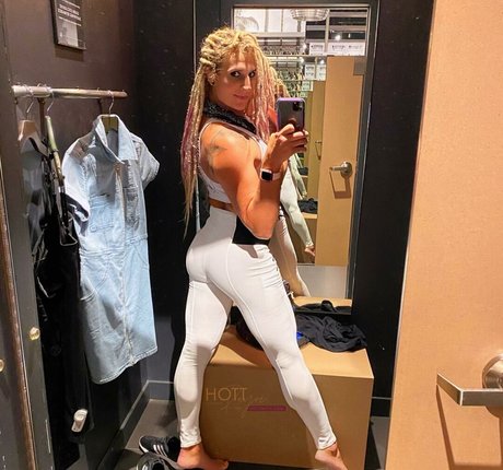 Hottrayne OnlyFans-Archiv