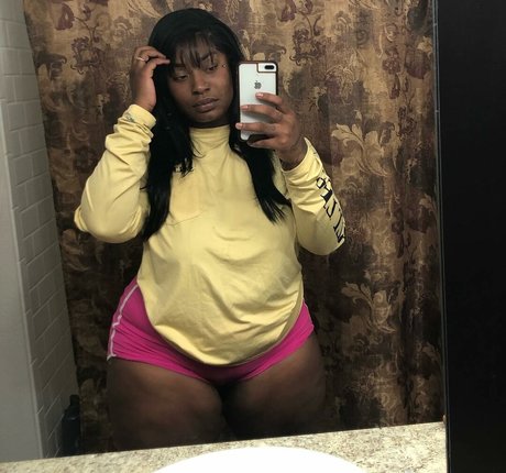 Therealbeauty rogers Nacktbilder OnlyFans