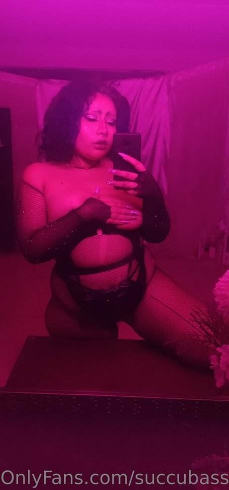 succubassd OnlyFans-Bilder